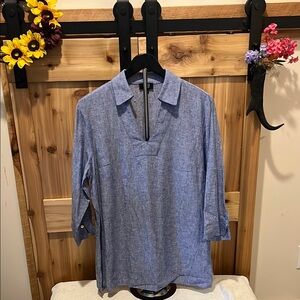 Jones New York Blue V-Neck with Linen Shirt